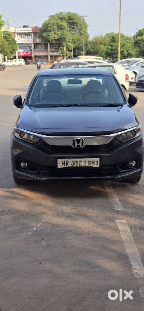 Honda Amaze 2nd Gen Vx, 2020, Petrol