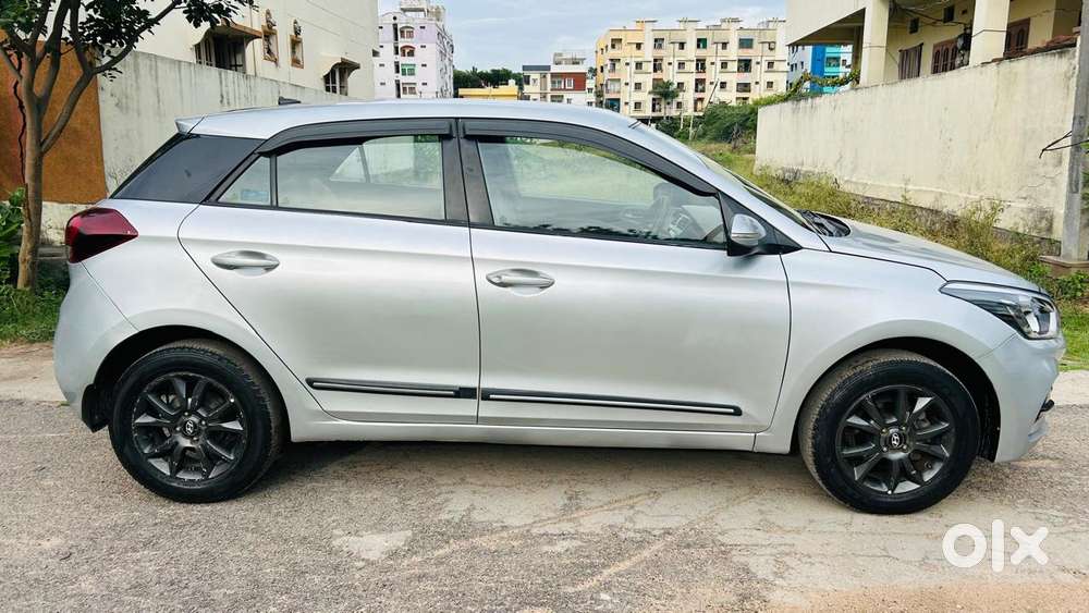 Hyundai Elite I20 Sportz (o) 1.2, 2019, Petrol