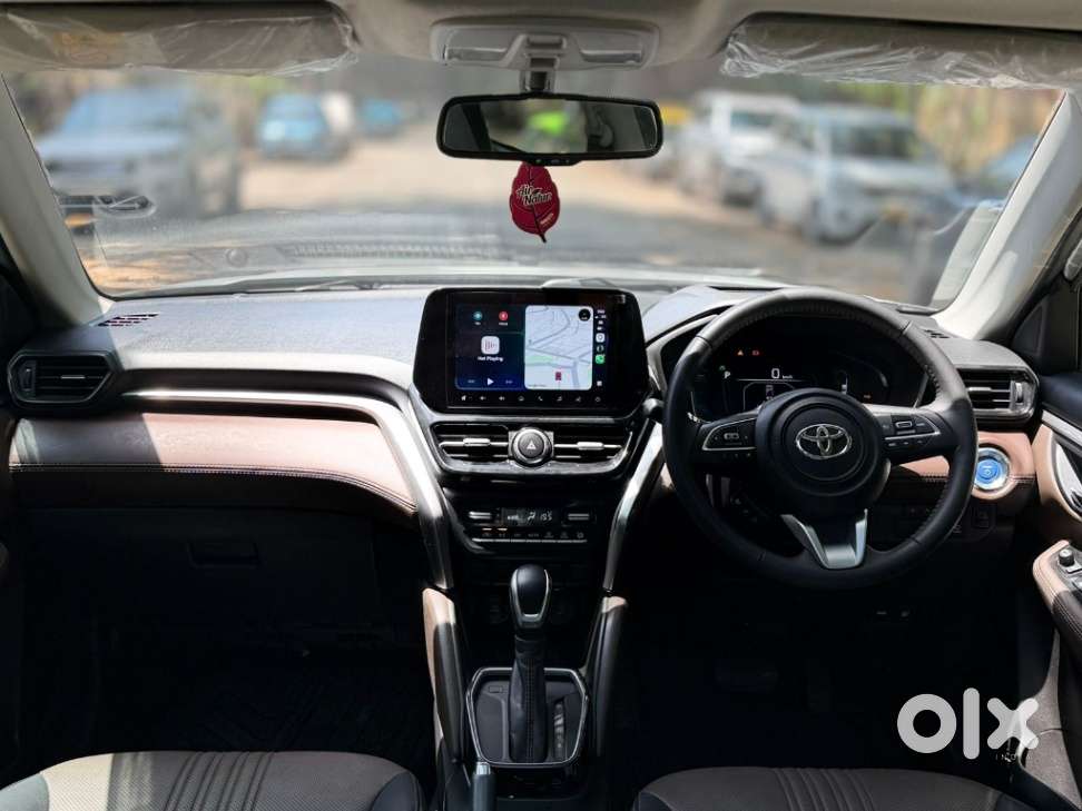 Toyota Urban Cruiser Hyryder 1.5 V Hybrid, 2024, Petrol