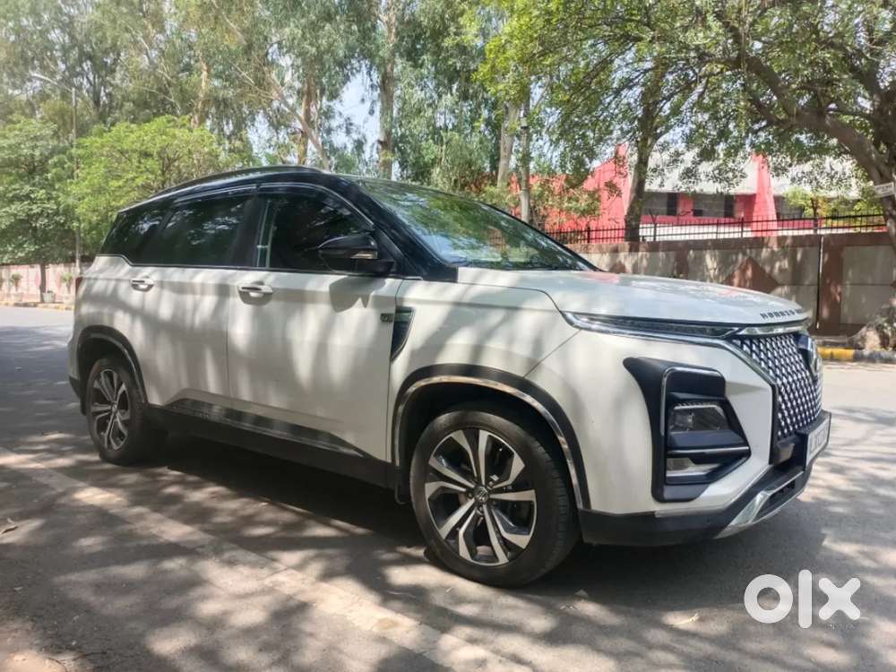 Mg Hector Plus Sharp Pro 1.5 Turbo Petrol Cvt 7 Str, 2023, Petrol