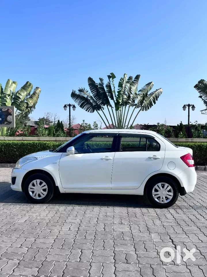 Maruti Suzuki Swift Dzire 1.3 Vxi, 2014, Petrol