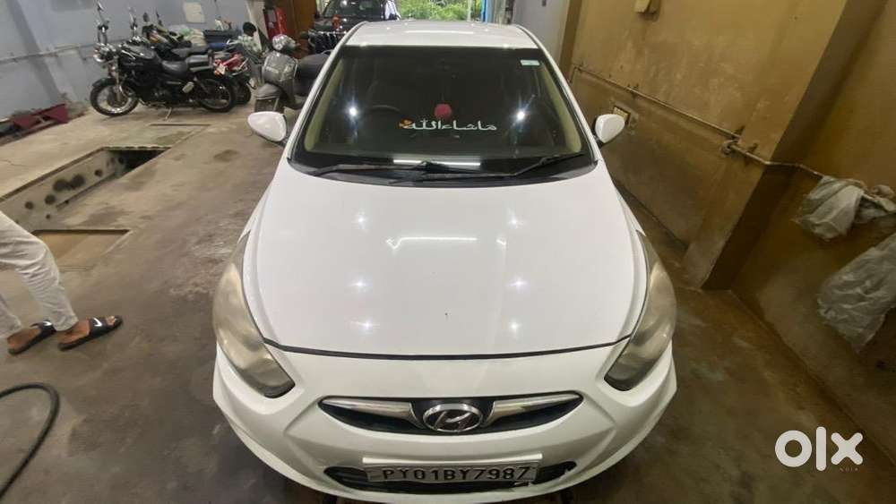 Hyundai Fluidic Verna 2013