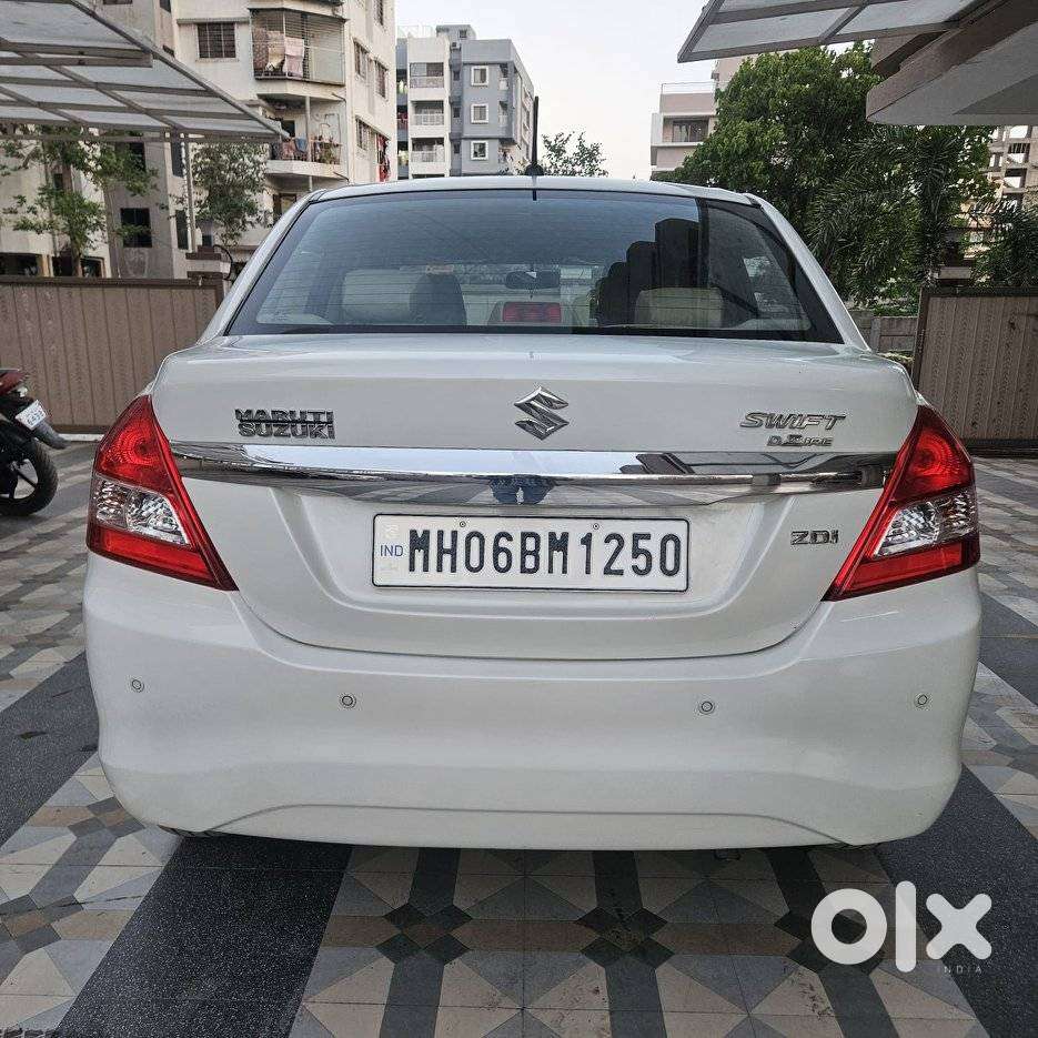 Maruti Suzuki Dzire Ags Zdi Plus, 2015, Diesel