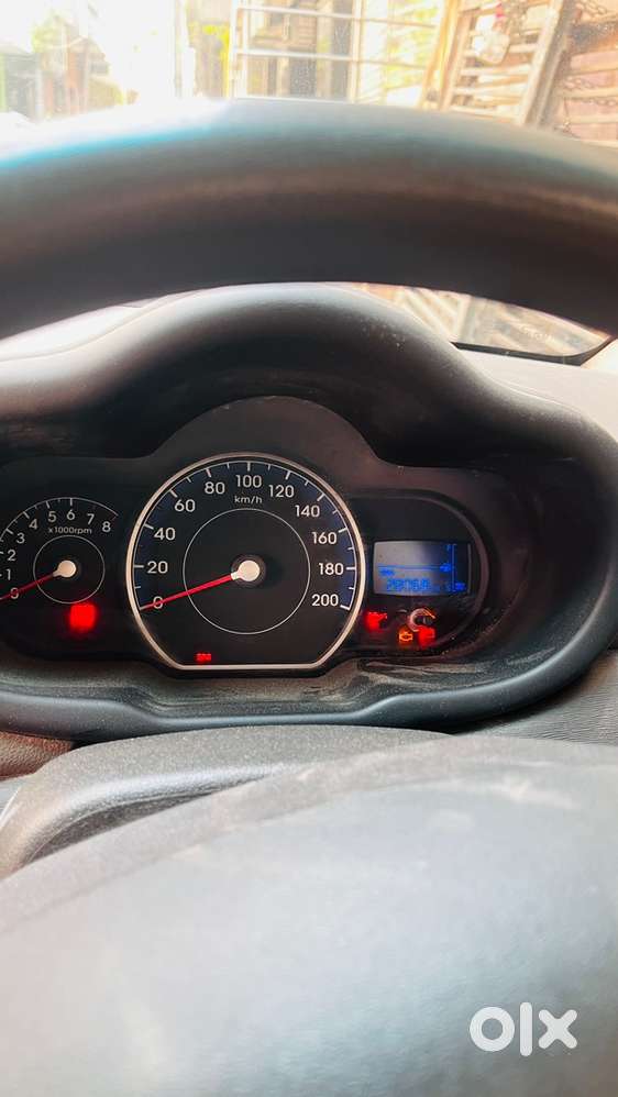 Hyundai I10 Petrol Manual 2012