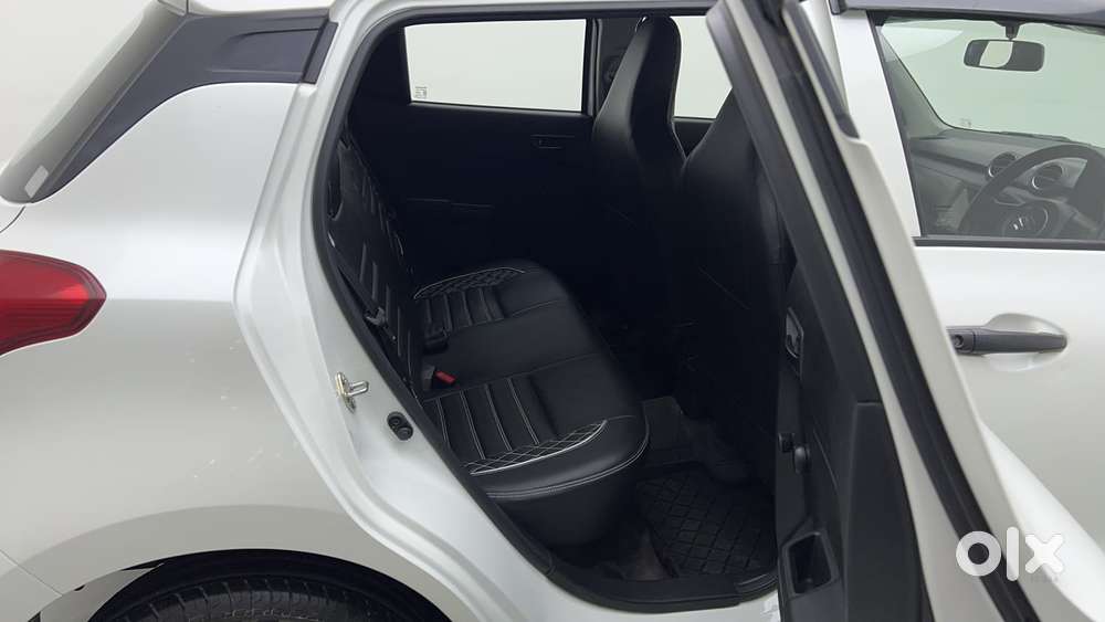 Maruti Suzuki Swift 1.3 Lxi, 2023, Petrol