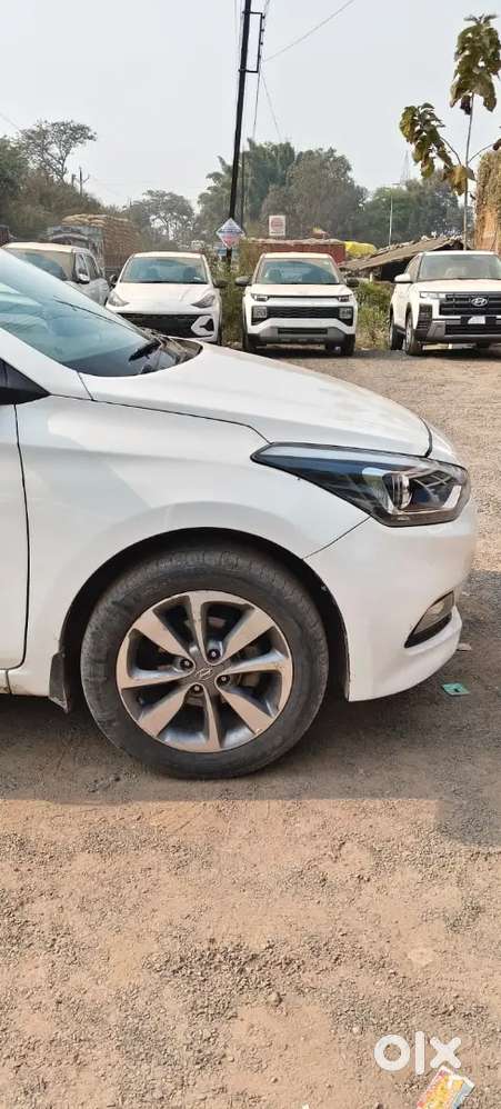 2018 Model 
2 Nd Owner 
Push Button Start 
Petrol 
Car Is Ok