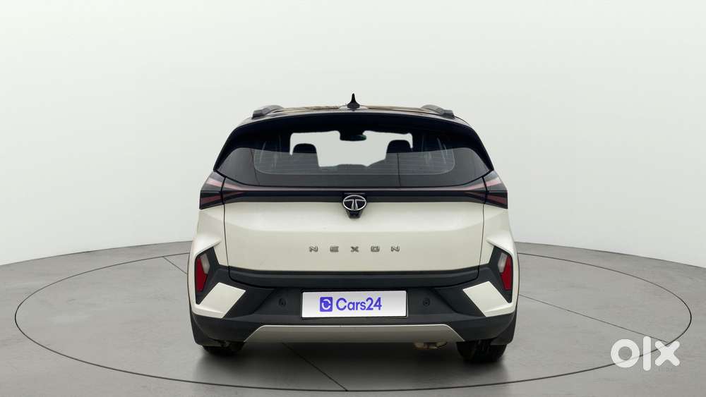 Tata Nexon Fearless S Purple 1.5 Revotorq Diesel 6mt Dual Tone, 2023..