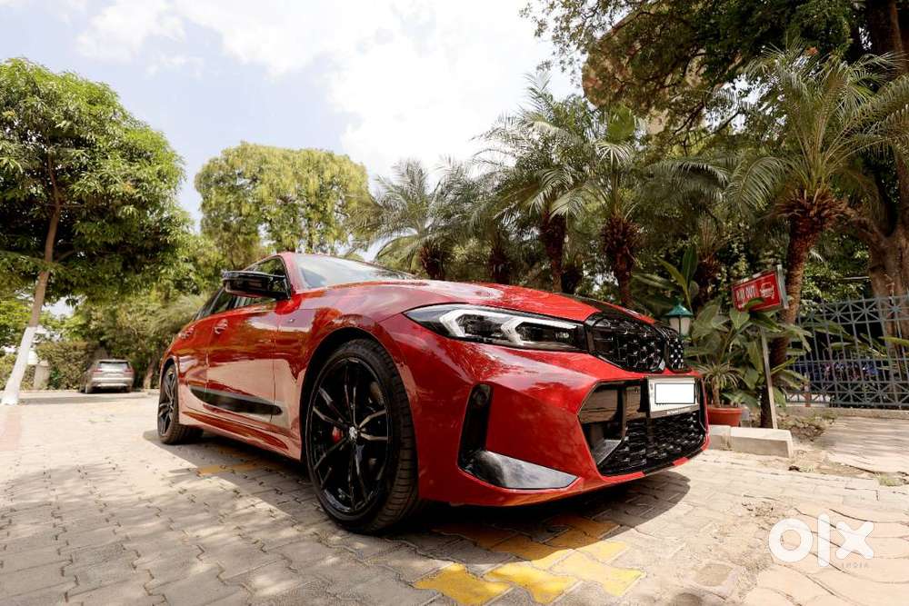 Bmw M340i Xdrive Shadow Edition  Oct 2023  3,800 Km  Melbourne Red