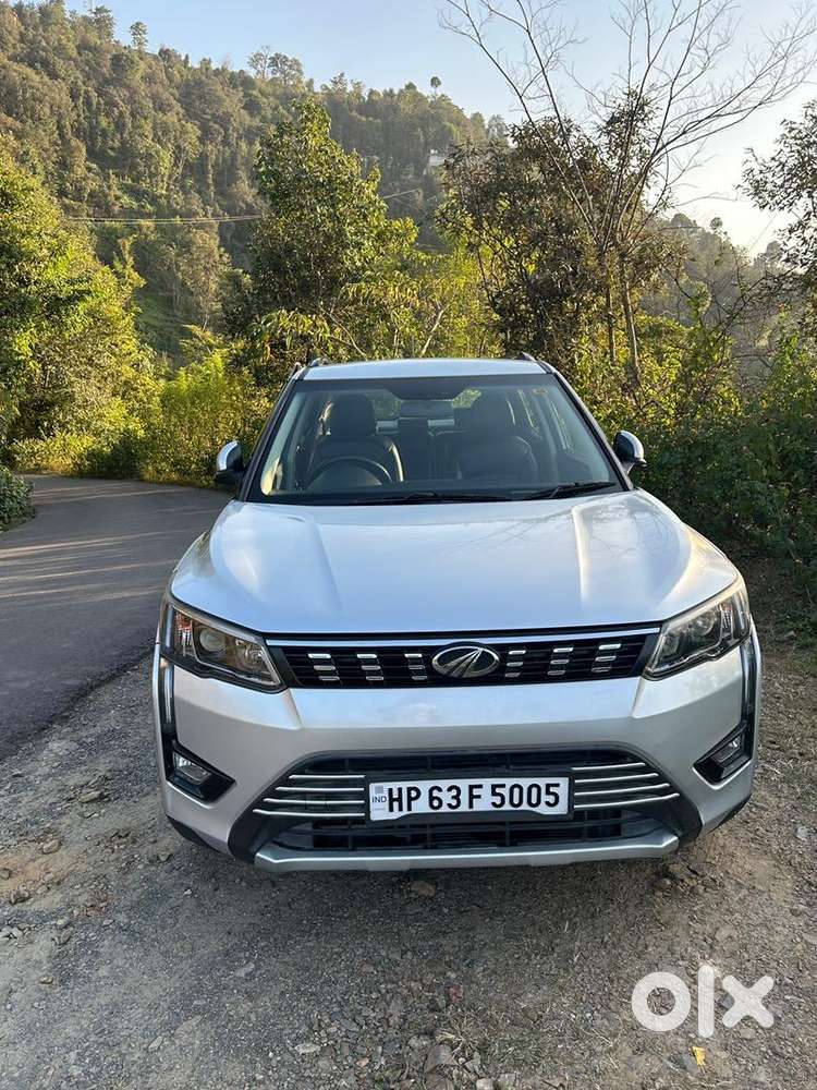 Mahindra Petrol Car 2019