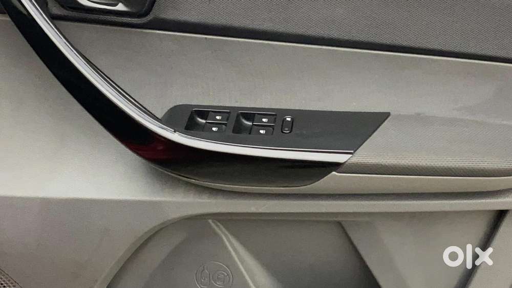 Tata Tigor 1.2 Revotron Xt, 2017, Petrol