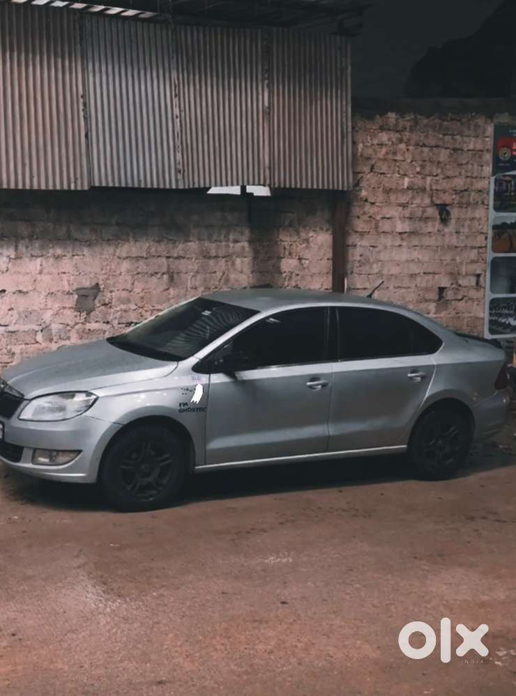 Skoda Rapid 2013 Petrol Well Maintained