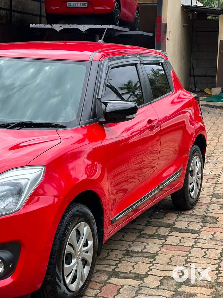 Maruti Suzuki Swift Petrol 2023