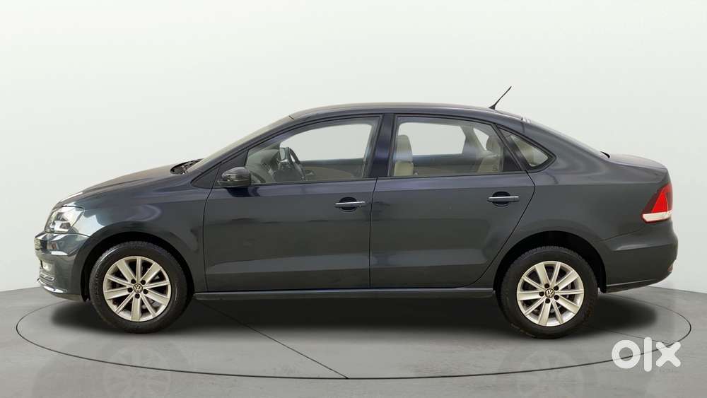 Volkswagen Vento 1.2 Tsi Highline Plus At, 2017, Petrol