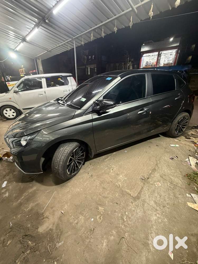 Hyundai I20 Sportz Mt Dual Tone