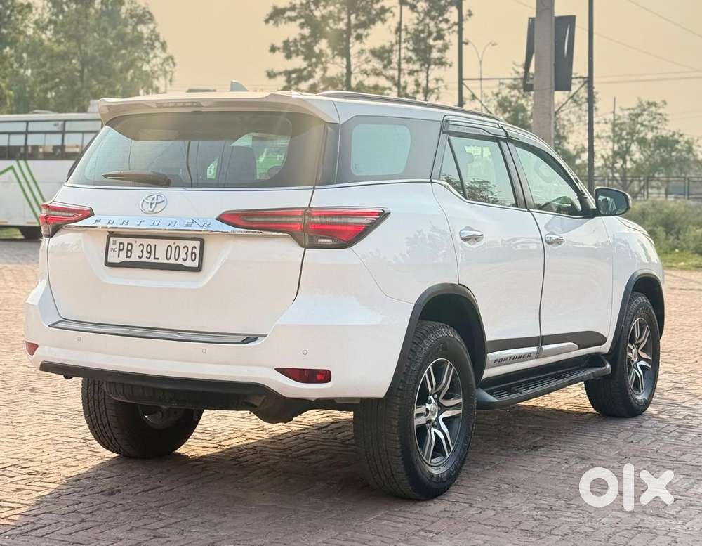 Toyota Fortuner 4x2 At 2.8 Diesel, 2023, Diesel
