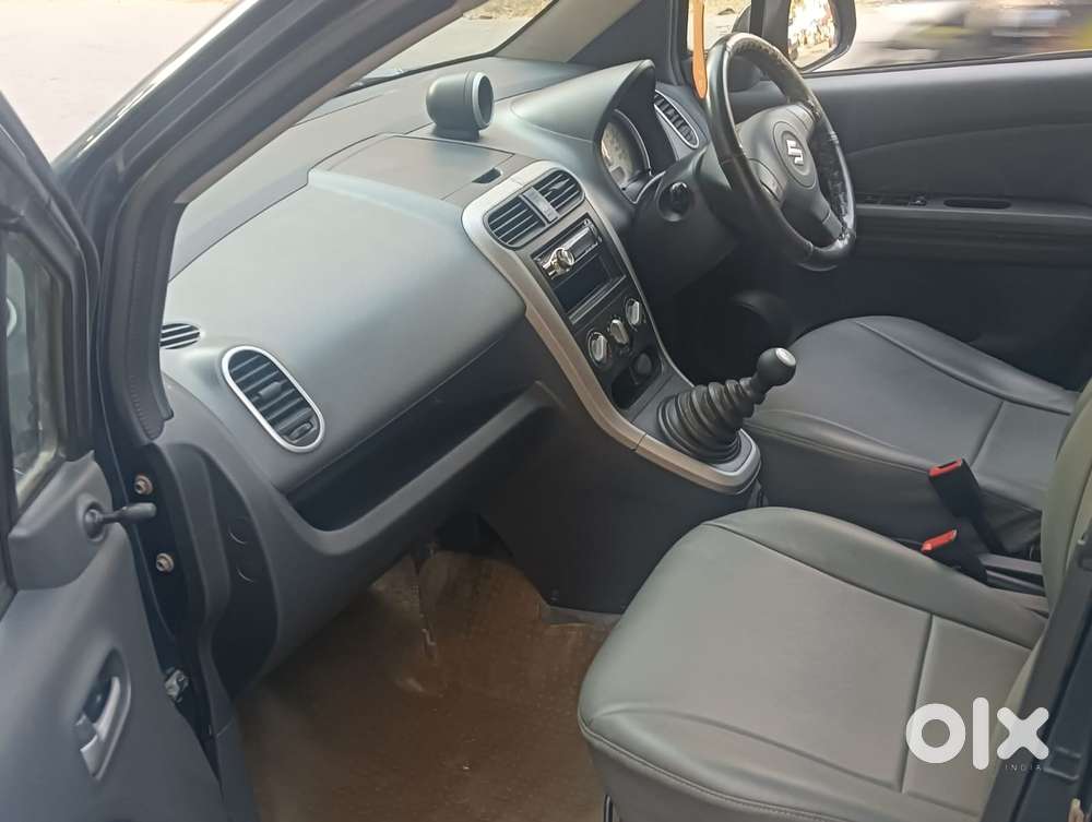 Maruti Suzuki Ritz Vxi, 2012, Petrol