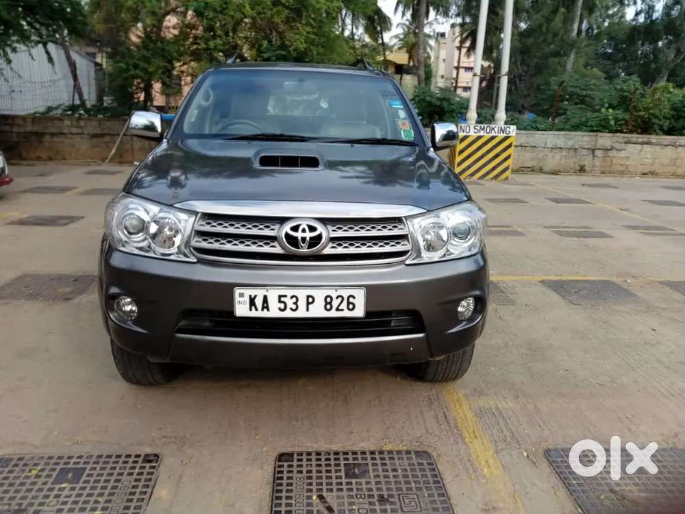 Toyota Fortuner 2010 Diesel Well Maintained