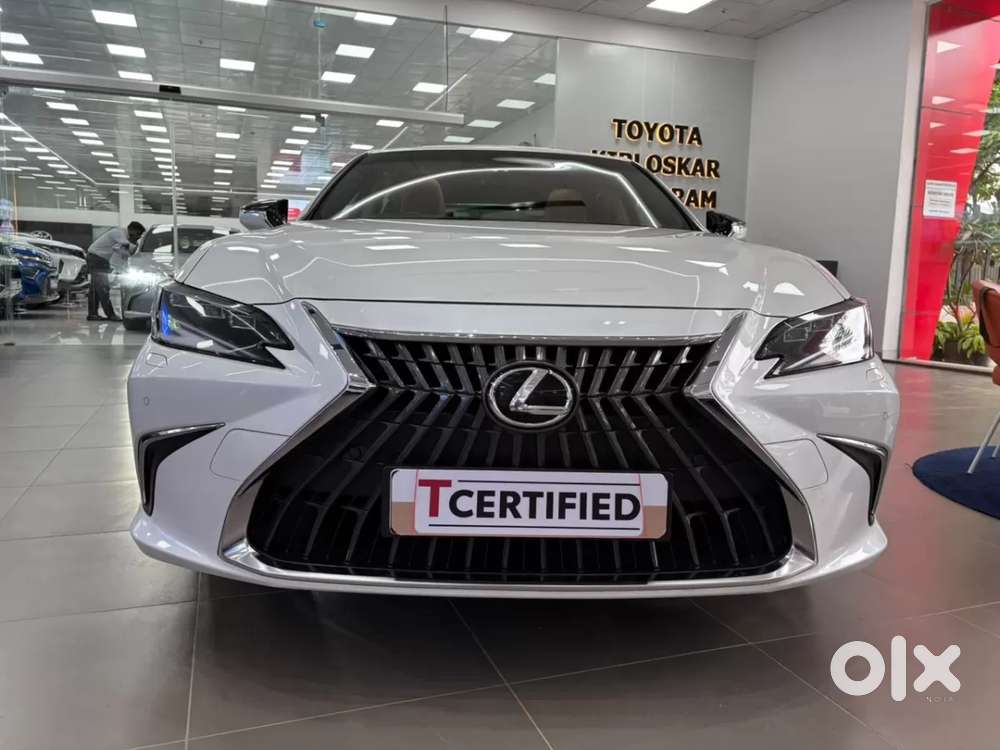 Lexus Es, 2023, Petrol