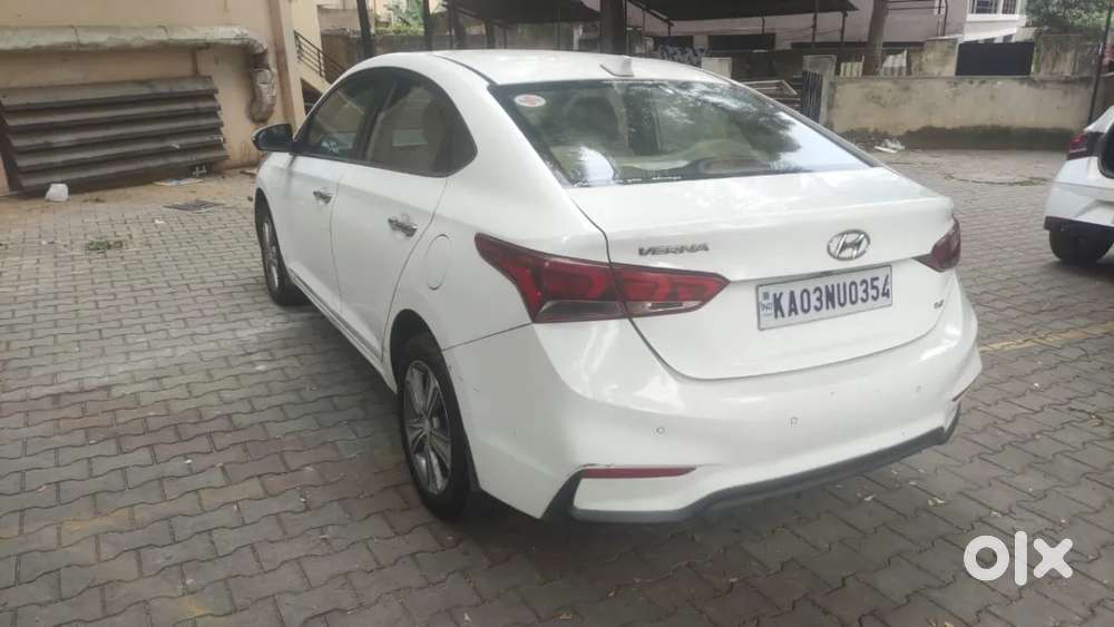 Hyundai Verna Fluidic 1.6 Vtvt Sx, 2019, Petrol