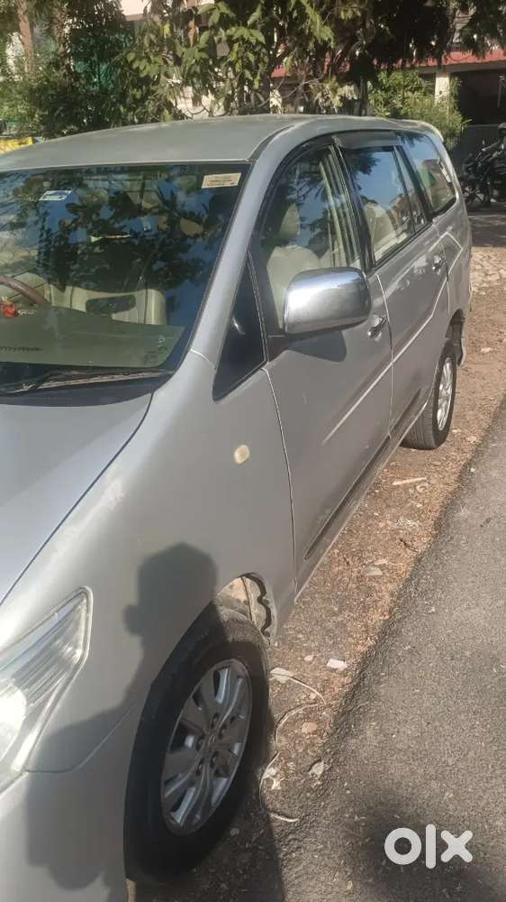 Toyota Innova 2010 Diesel 142000 Km Driven 5 Owner Well Maintained