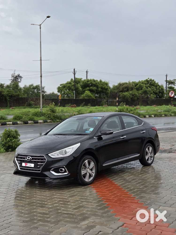 Hyundai Verna 1.5 Sx Petrol Mt, 2019, Petrol
