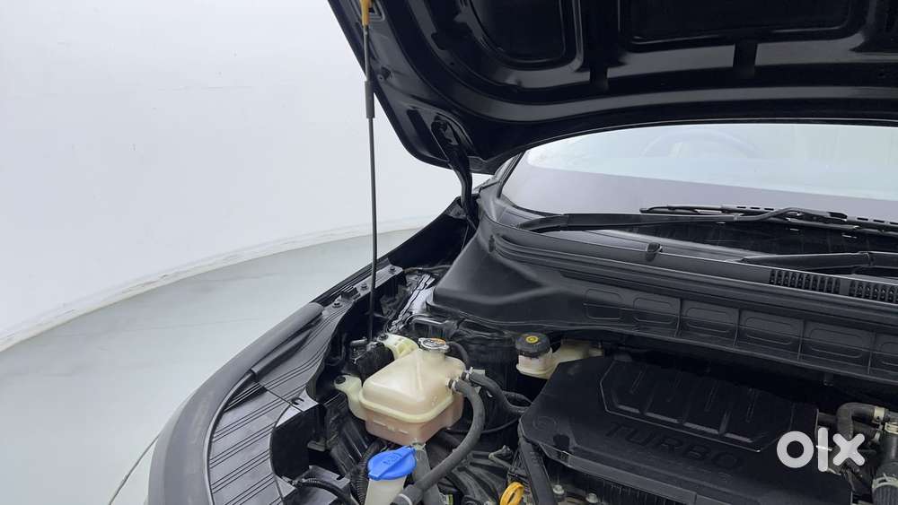 Kia Carens 1.5 Luxury Plus Turbo Dct 7 Str, 2023, Petrol