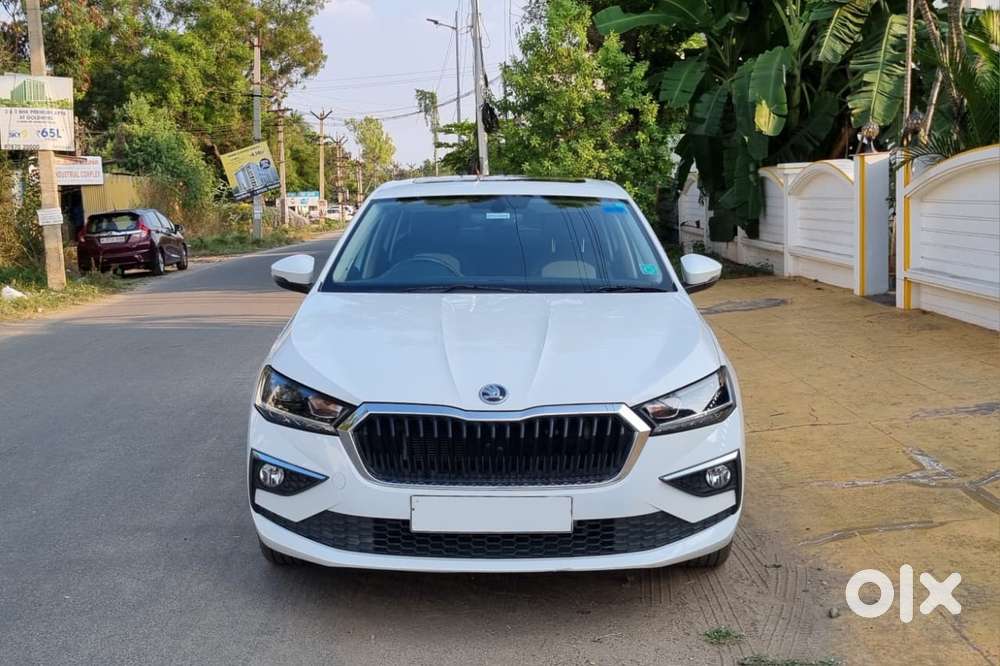 Skoda Slavia Style 1.0l Tsi At, 2022, Petrol
