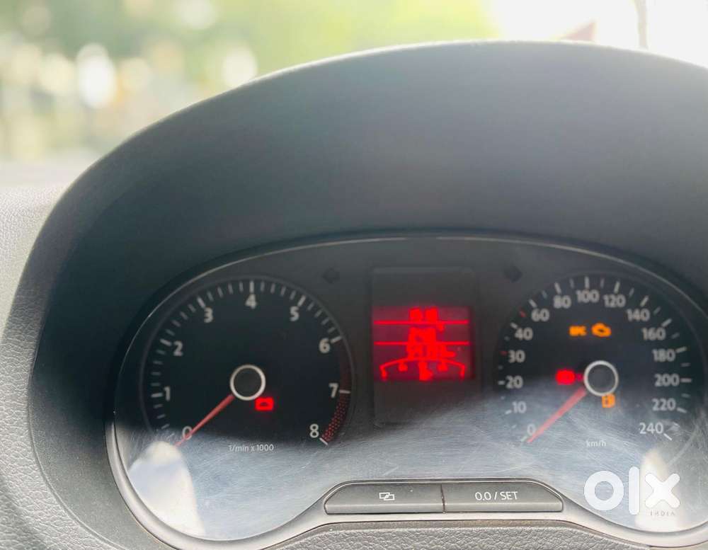 Volkswagen Polo Petrol Trendline 1.2l, 2011, Petrol
