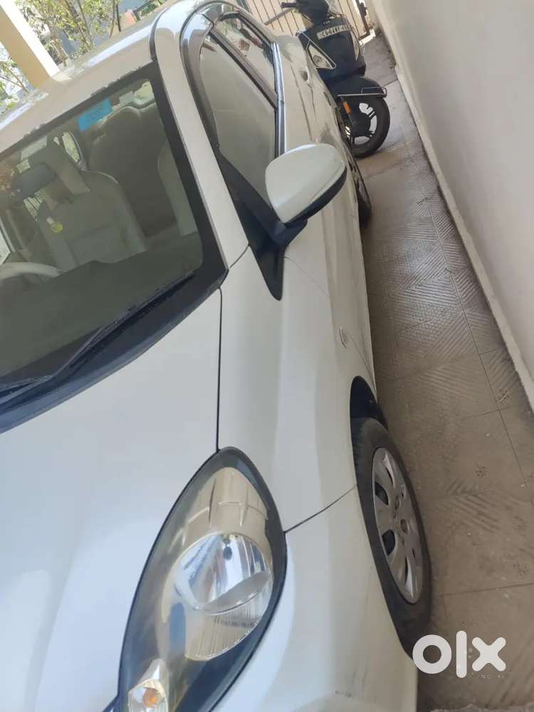 Honda Amaze 2017 Petrol Well Maintained