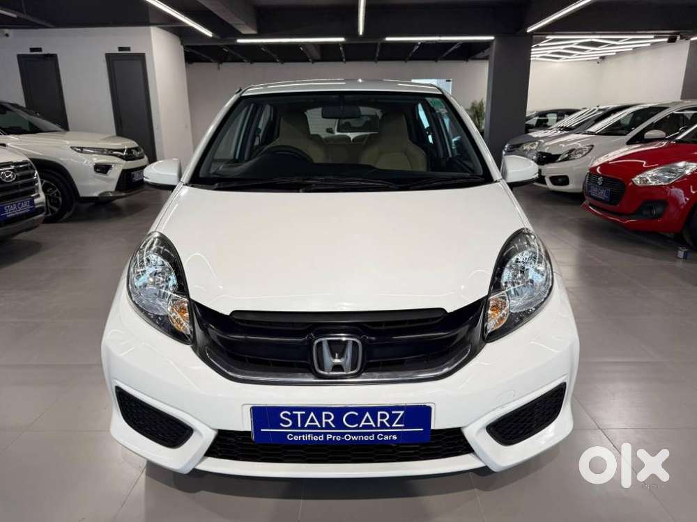 Honda Brio V Automatic, 2016, Petrol