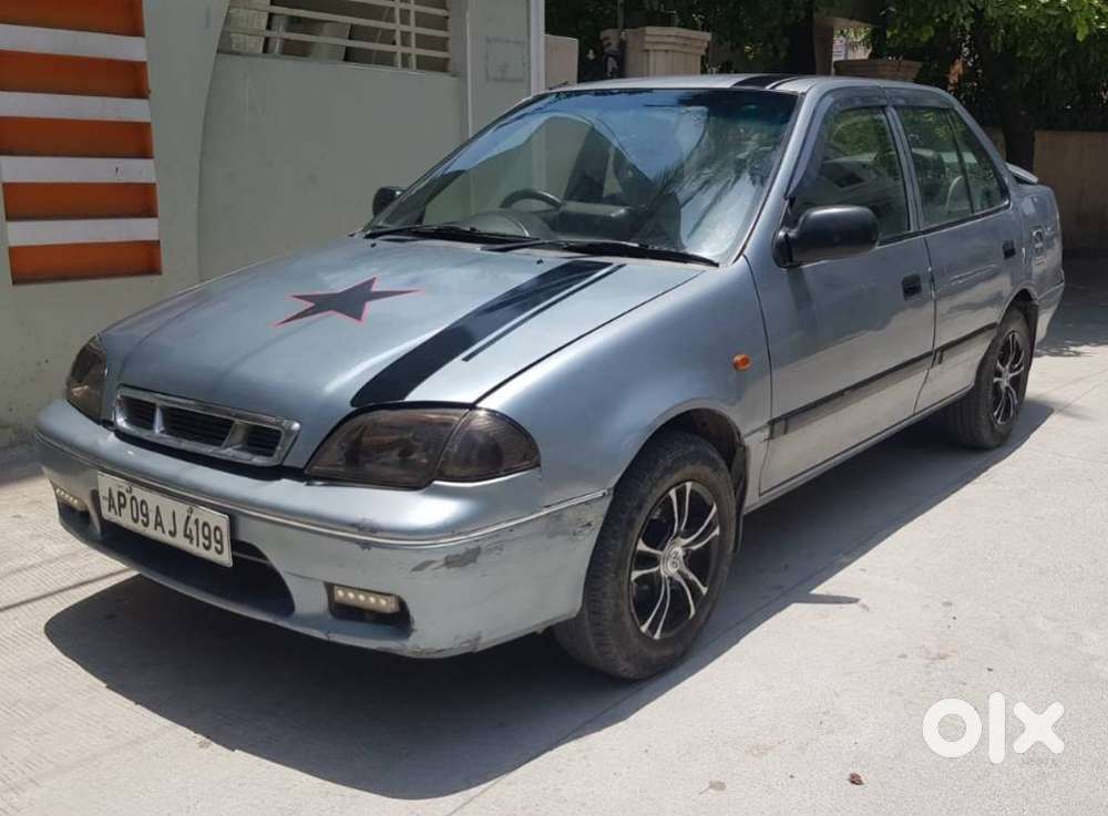 Maruti Suzuki Esteem Vx, 2001, Petrol