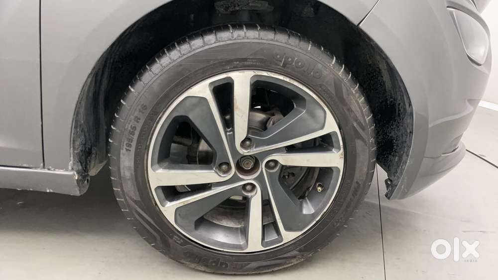 Tata Altroz Xz, 2020, Petrol