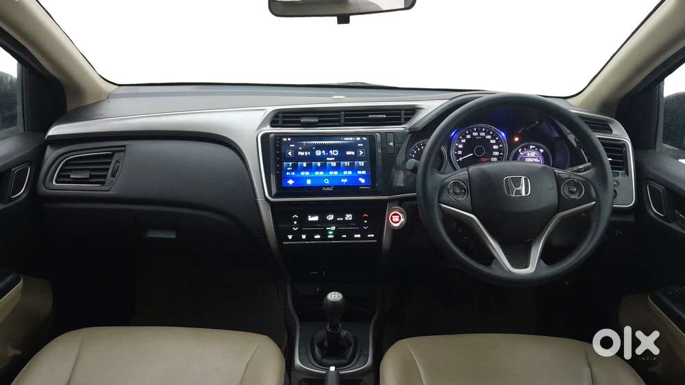 Honda City I-vtec V, 2018, Petrol