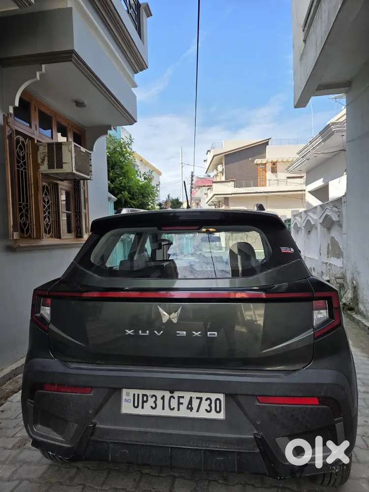 Mahindra Xuv 3xo 2024 Ax5
