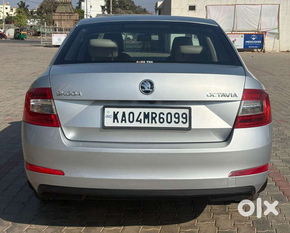 Skoda Octavia Combi L And K 1.9 Tdi (mt), 2016, Diesel