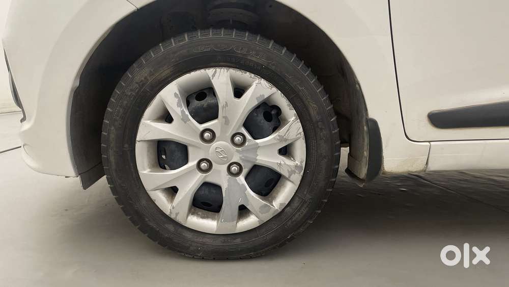 Hyundai Grand I10 1.2 Kappa Sportz, 2015, Petrol