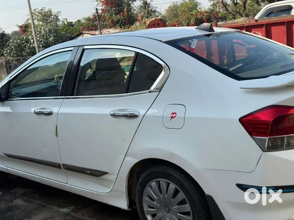 Honda City 2011 Cng & Hybrids 130000 Km Driven
