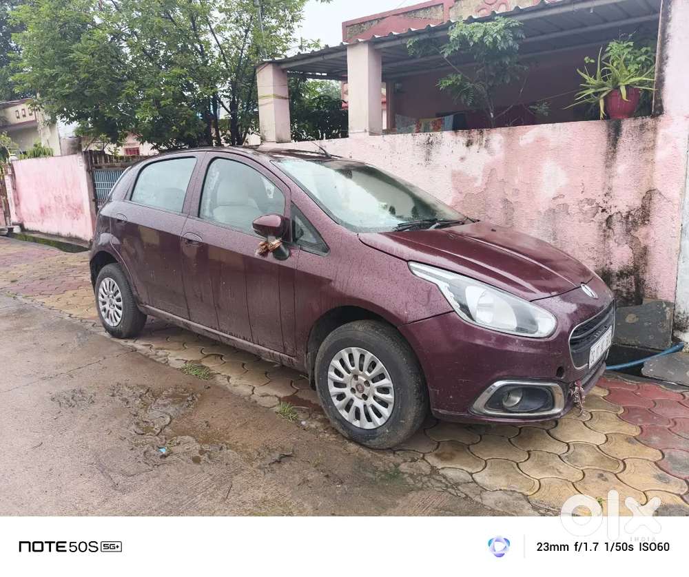 Fiat Grand Punto 2015 Diesel 90000 Km Driven