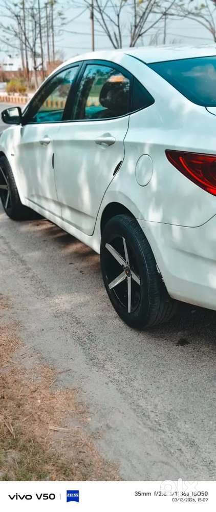 Hyundai Verna 2013 Cng & Hybrids Well Maintained