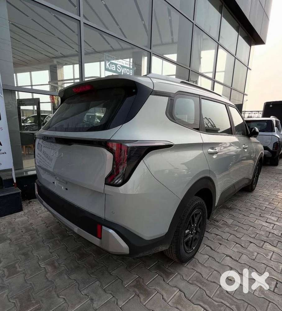 Kia Carens Clavis Htk, 2025, Petrol