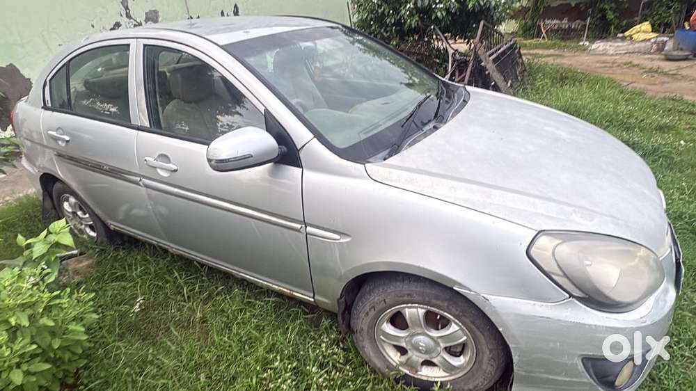 Hyundai Verna 2011