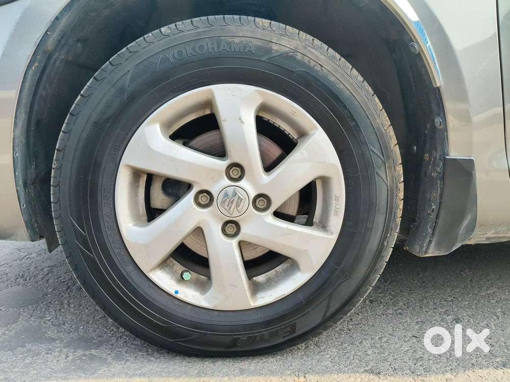 Maruti Suzuki Swift Dzire 1.3 Vxi, 2016, Petrol