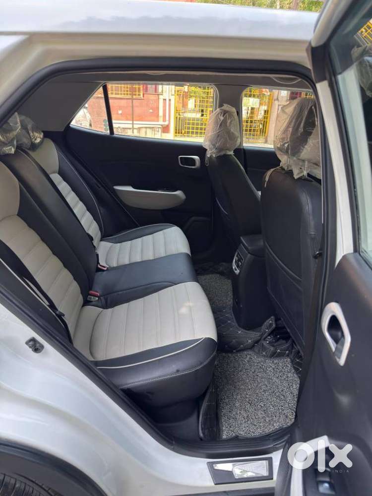 Hyundai Venue S 1.2 Petrol, 2023, Petrol