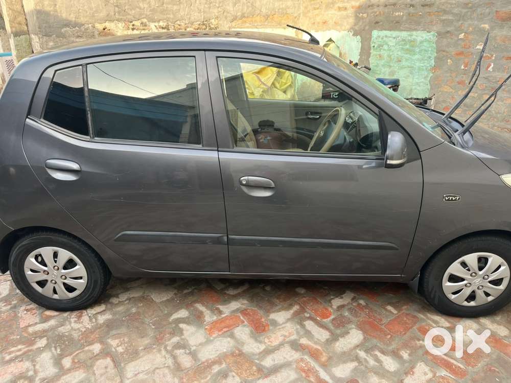 Hyundai I10 2012 Petrol 80000 Km Driven