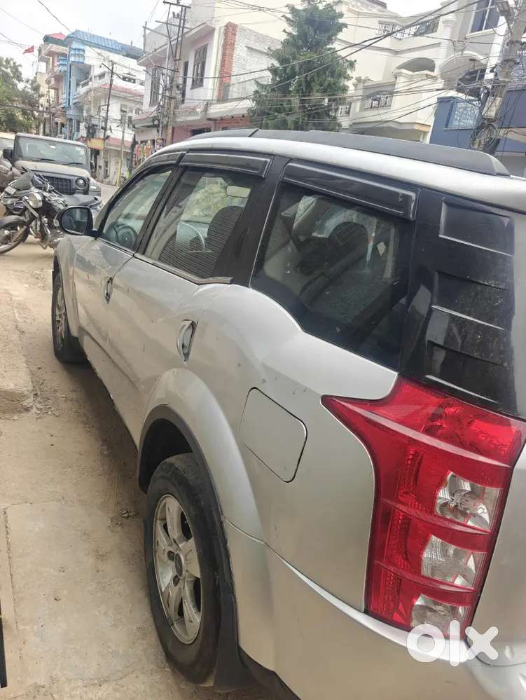Mahindra Xuv500 2015