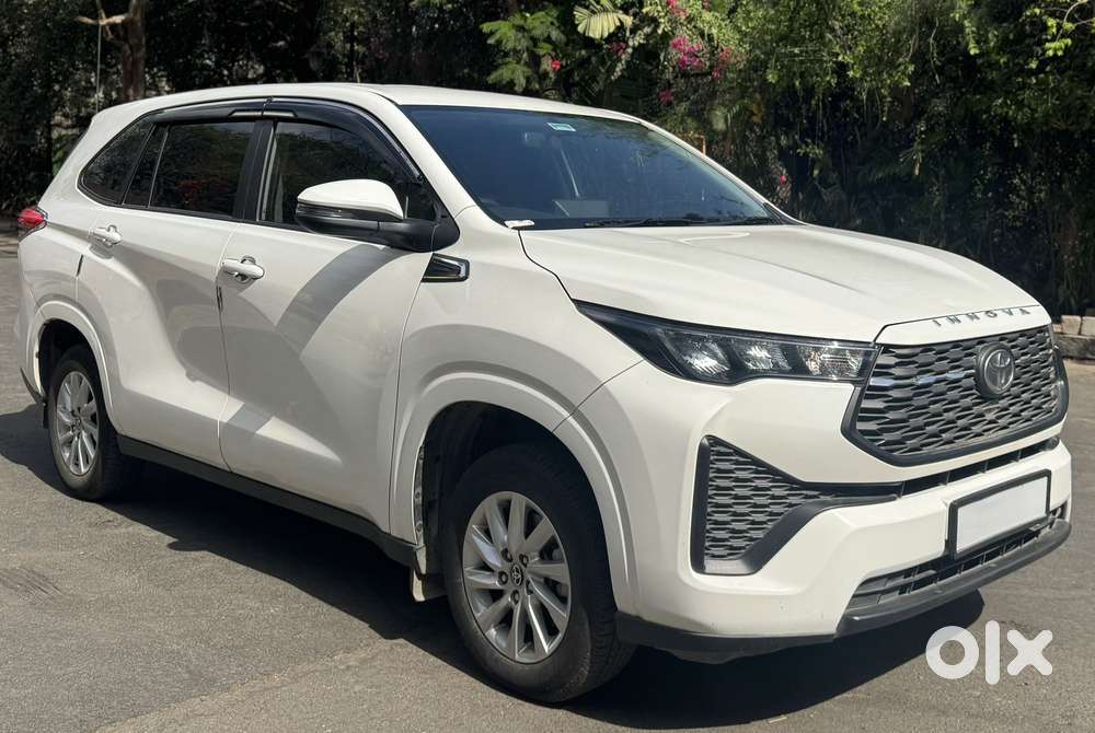 Toyota Innova Hycross 2.0 Gx 8 Str, 2025, Petrol