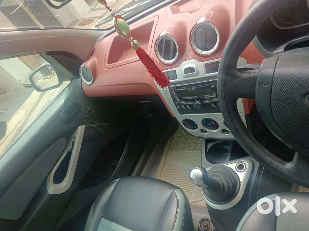 Ford Figo Petrol 2010
