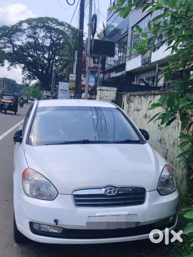 Hyundai Verna 2010 Diesel Manual