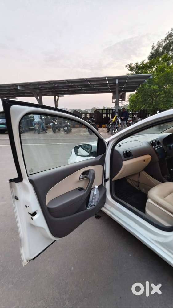 Volkswagen Vento 1.6 Comfortline - 2012  Petrol  Manual