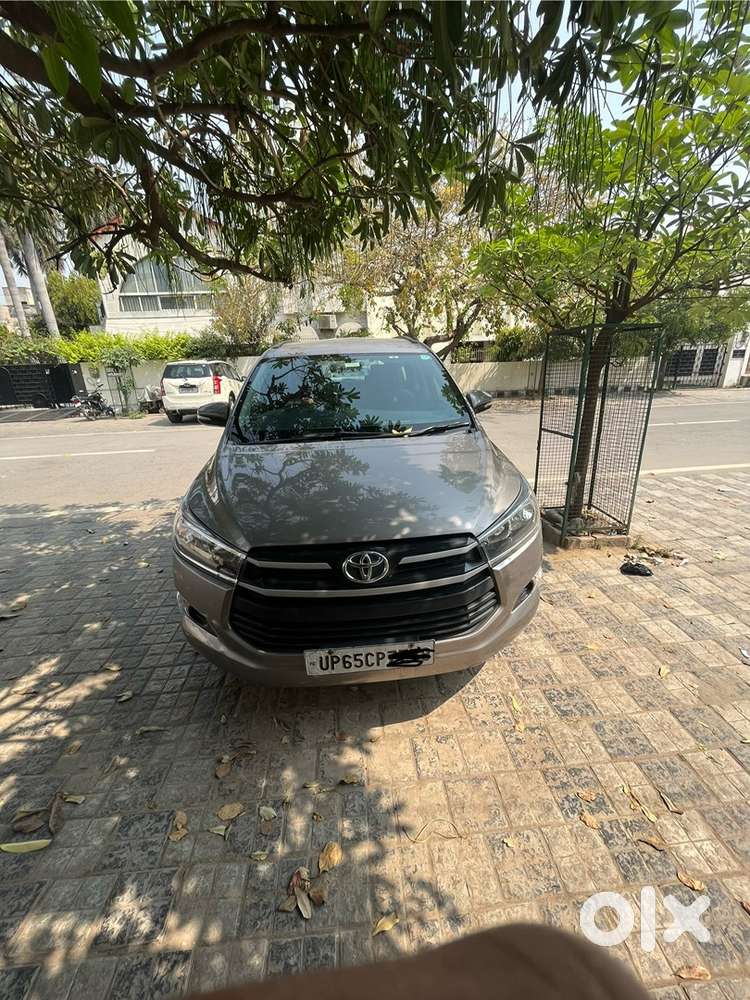 Toyota Innova Crysta 2017